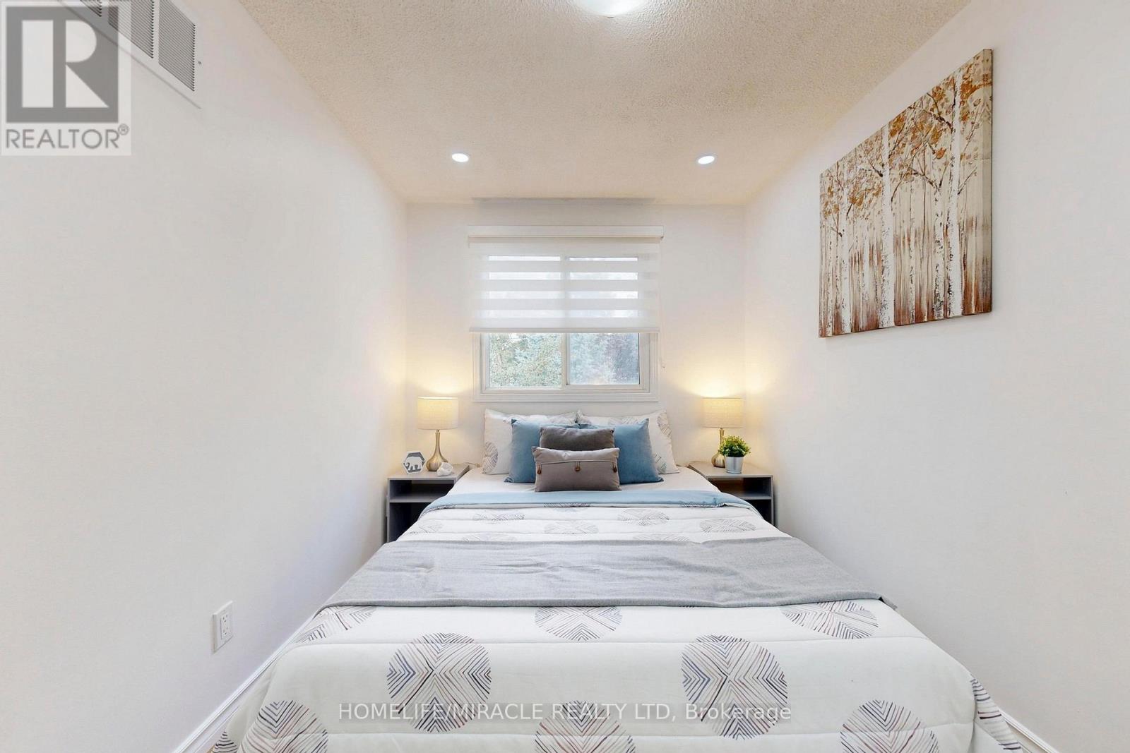 Photo 14 of 57 108 Malvern Street, Toronto ON