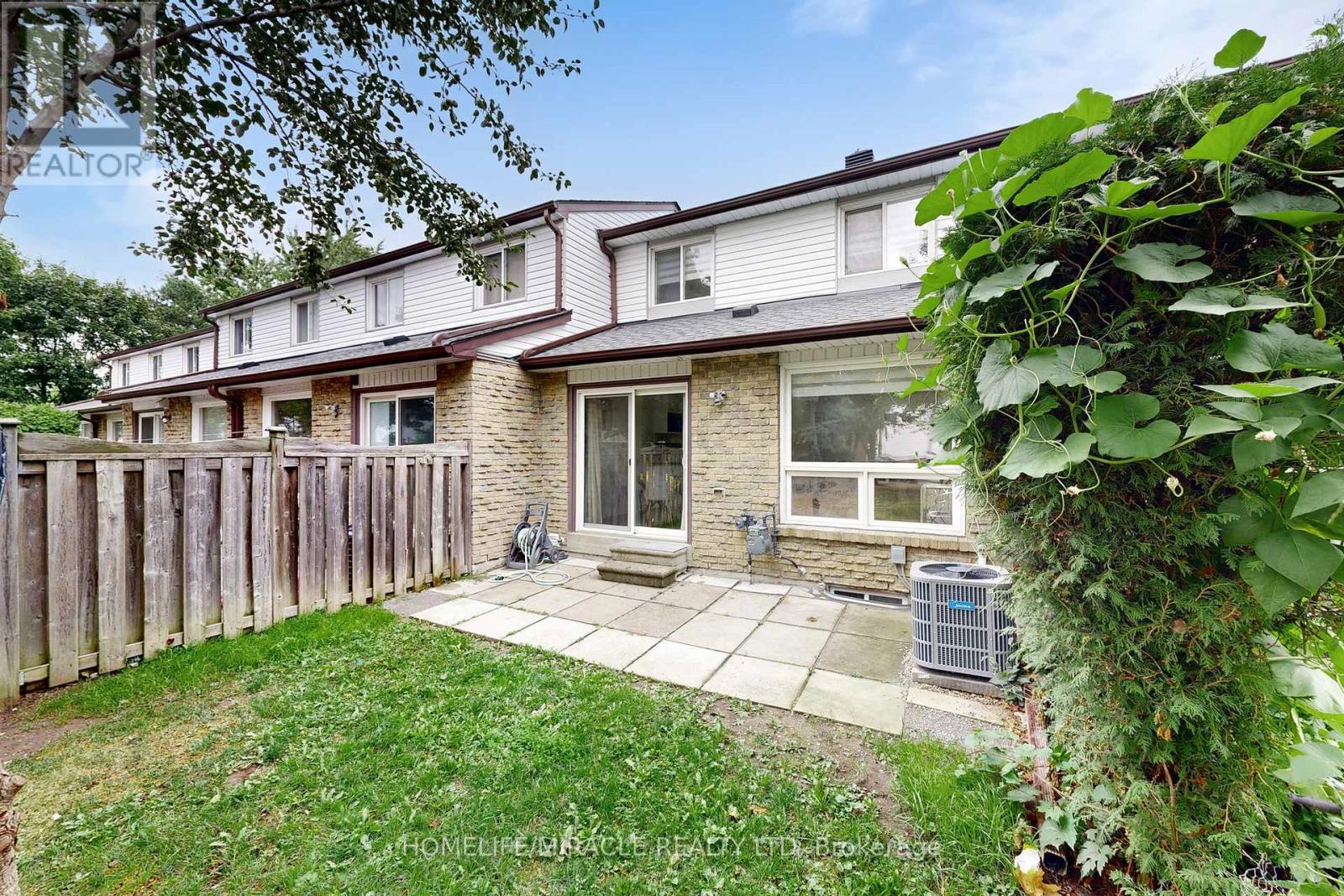 Photo 17 of 57 108 Malvern Street, Toronto ON