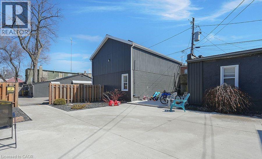 Photo 36 of 8 12 York Street, Chathamkent ON