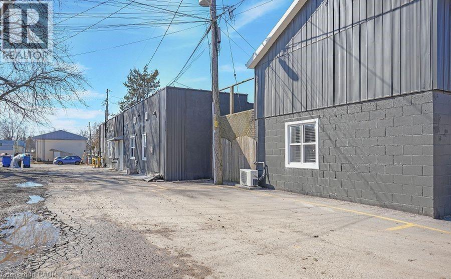 Photo 34 of 8 12 York Street, Chathamkent ON