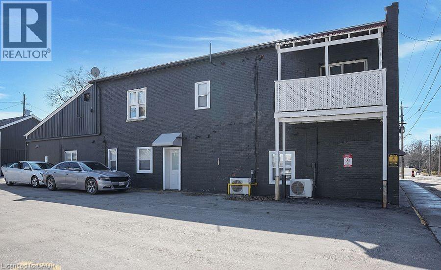 Photo 2 of 8 12 York Street, Chathamkent ON