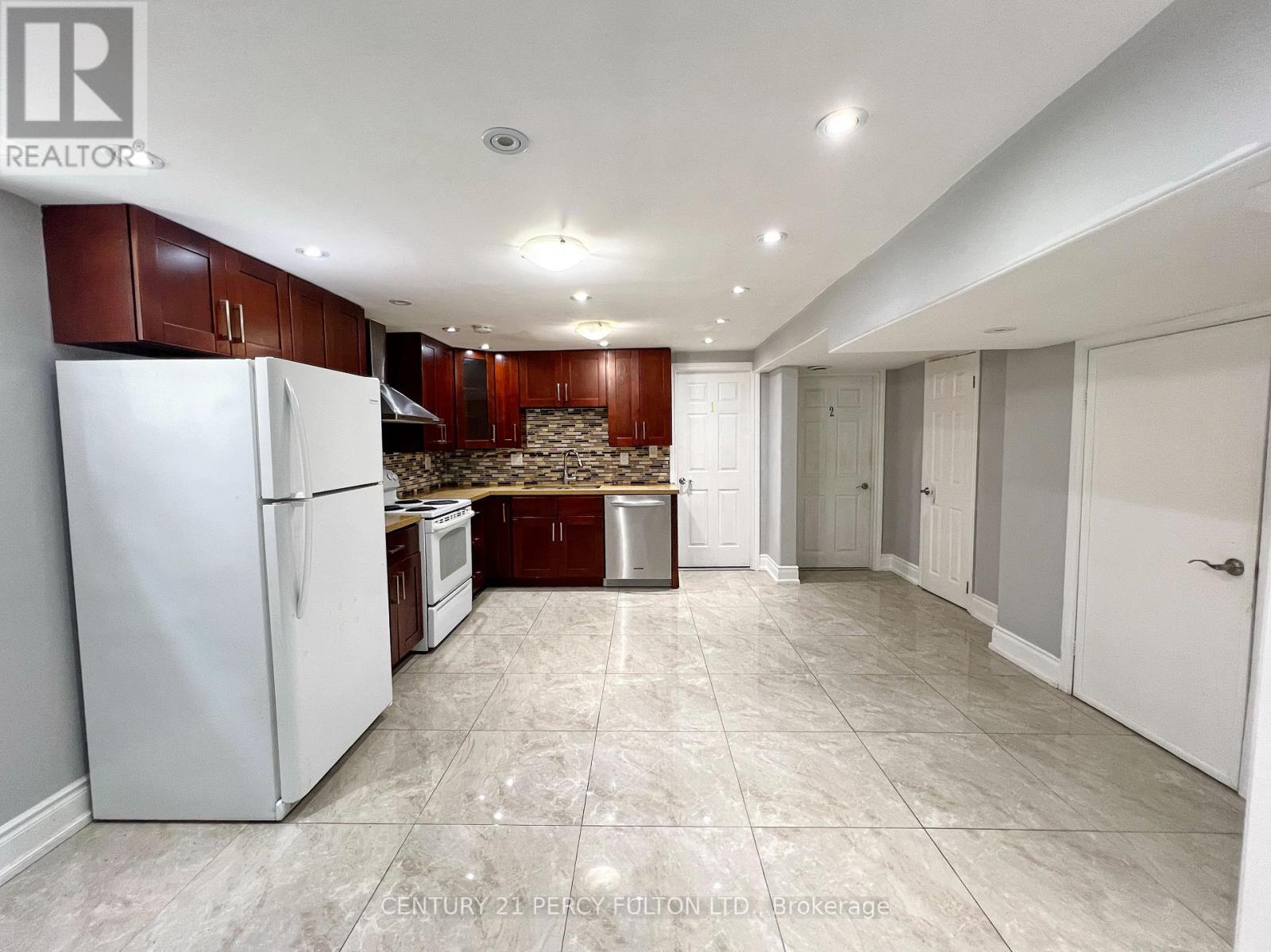 Photo 4 of Bsmt 117 Chloe Crescent, Markham ON