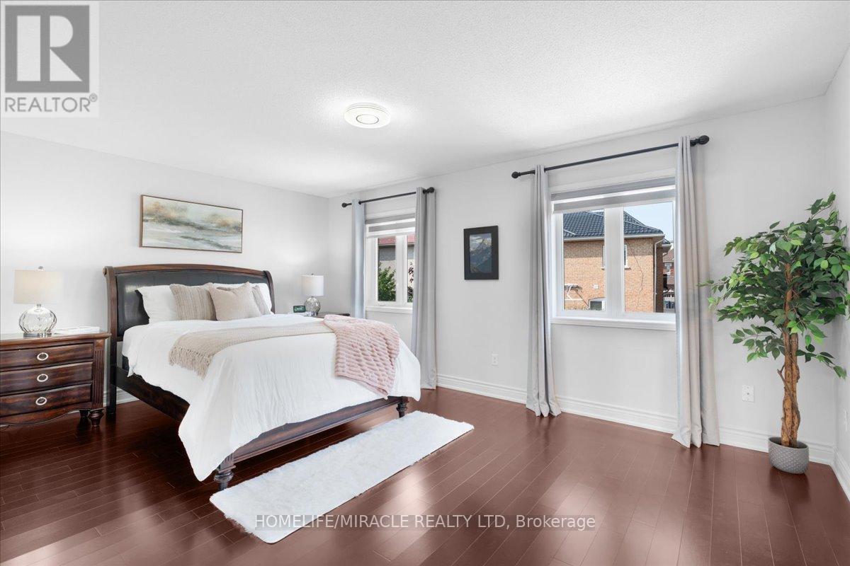 Photo 26 of 29 Charcoal Way, Brampton ON