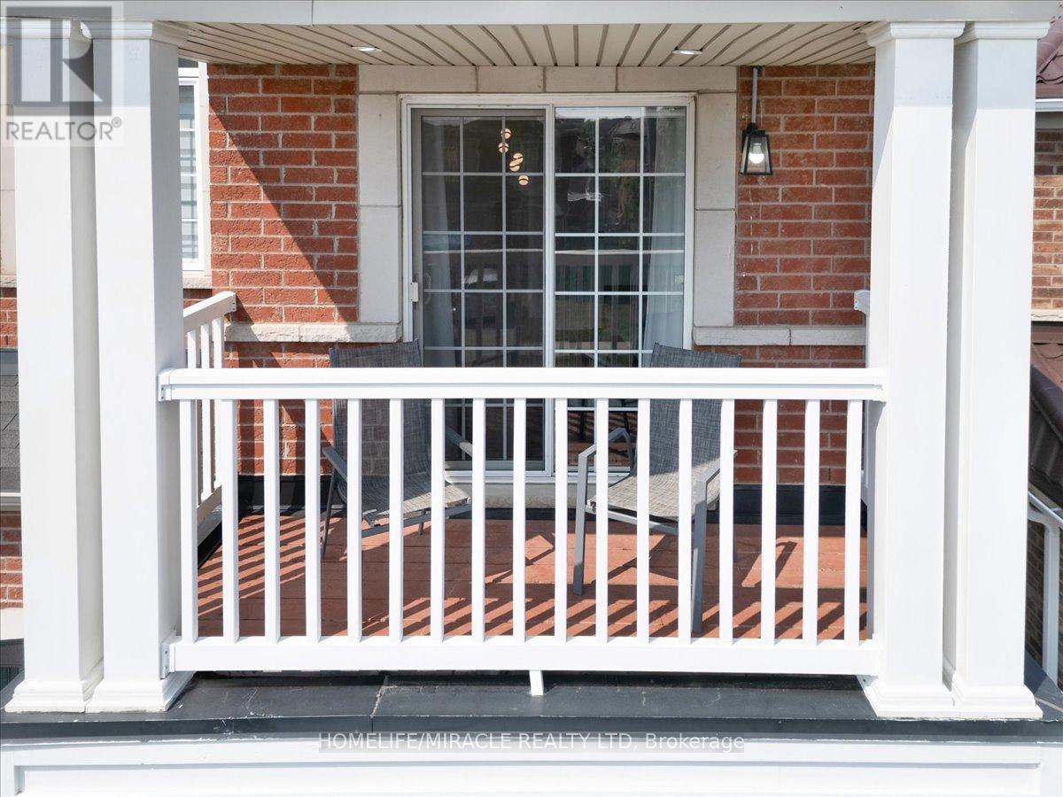 Photo 41 of 29 Charcoal Way, Brampton ON