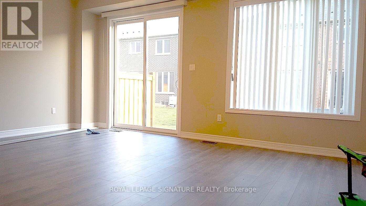 Photo 12 of 91 Tasker Court, Milton ON