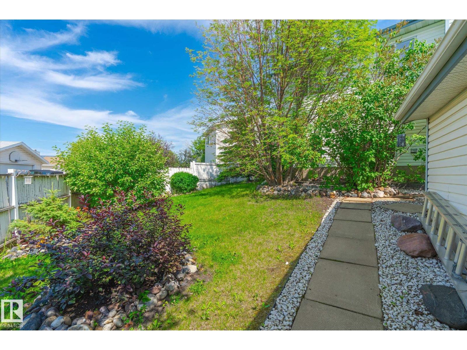 Photo 26 of 4420 36 A St Nw, Edmonton AB