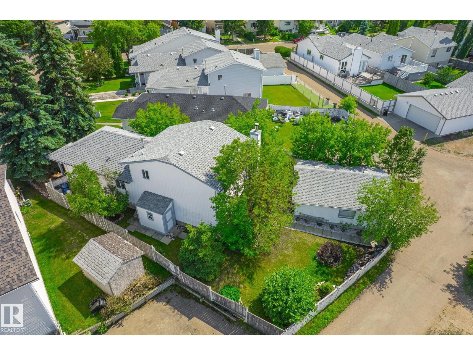 Photo 17 of 4420 36 A St Nw, Edmonton AB