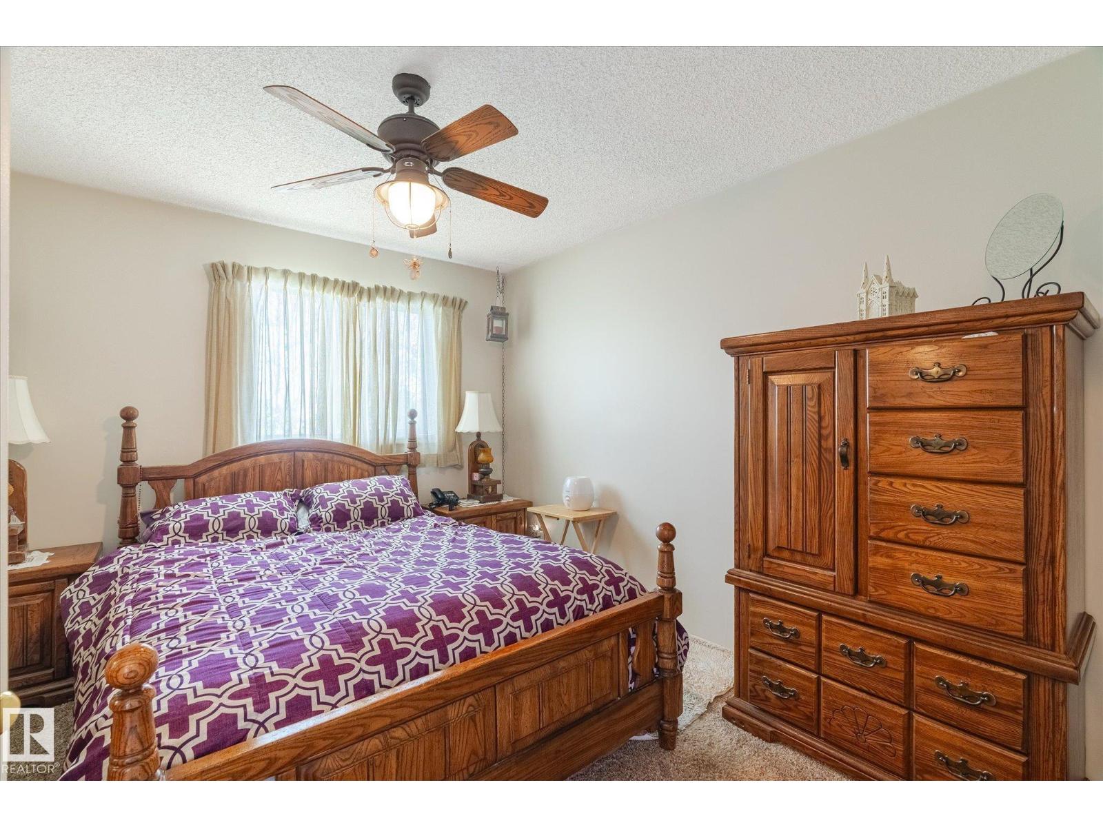 Photo 11 of 4420 36 A St Nw, Edmonton AB