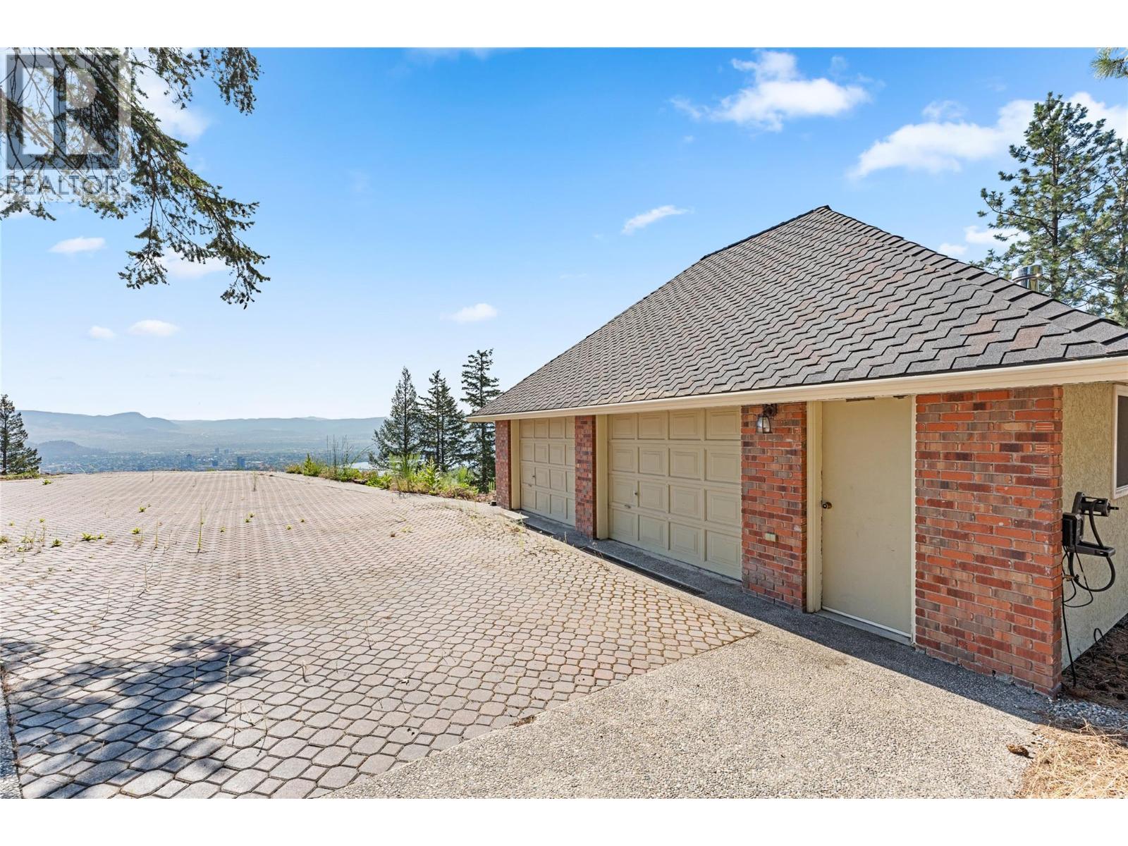  929 Guest Road, West Kelowna