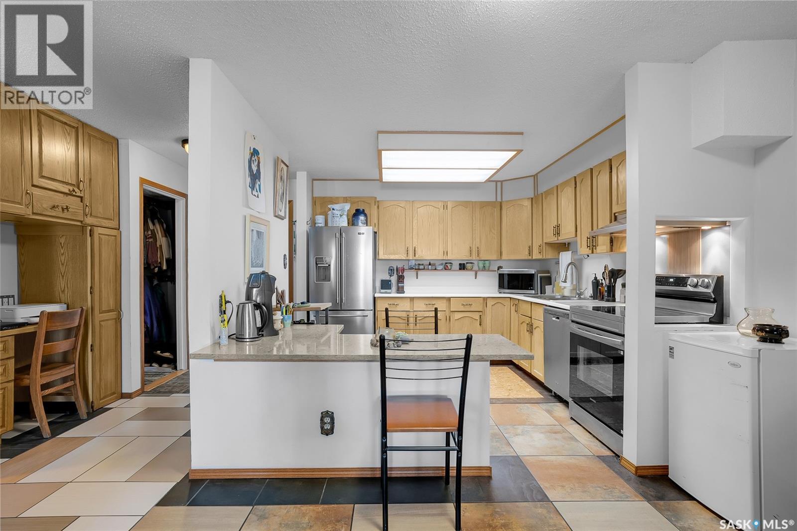 Photo 3 of 107 525 5th Avenue N, Saskatoon SK