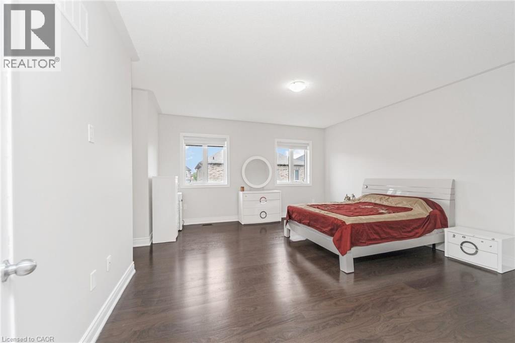 Photo 48 of 1531 Mendelson Heights, Milton ON
