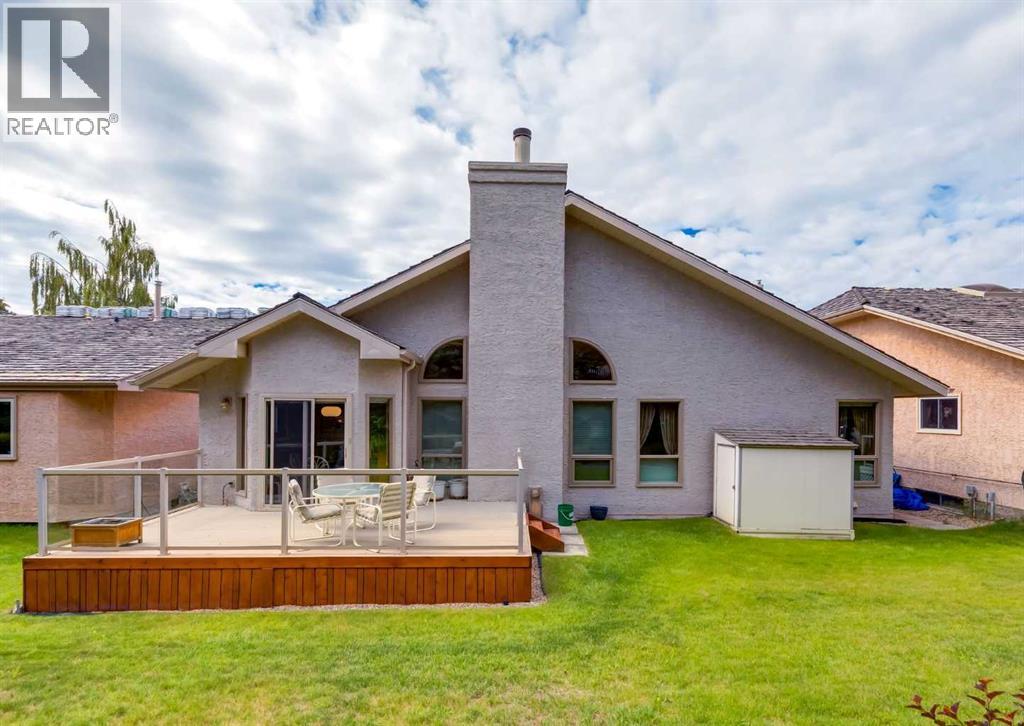 Single Family House Bungalow for Sale in  Hawkside Mews NW Hawkwood Calgary 