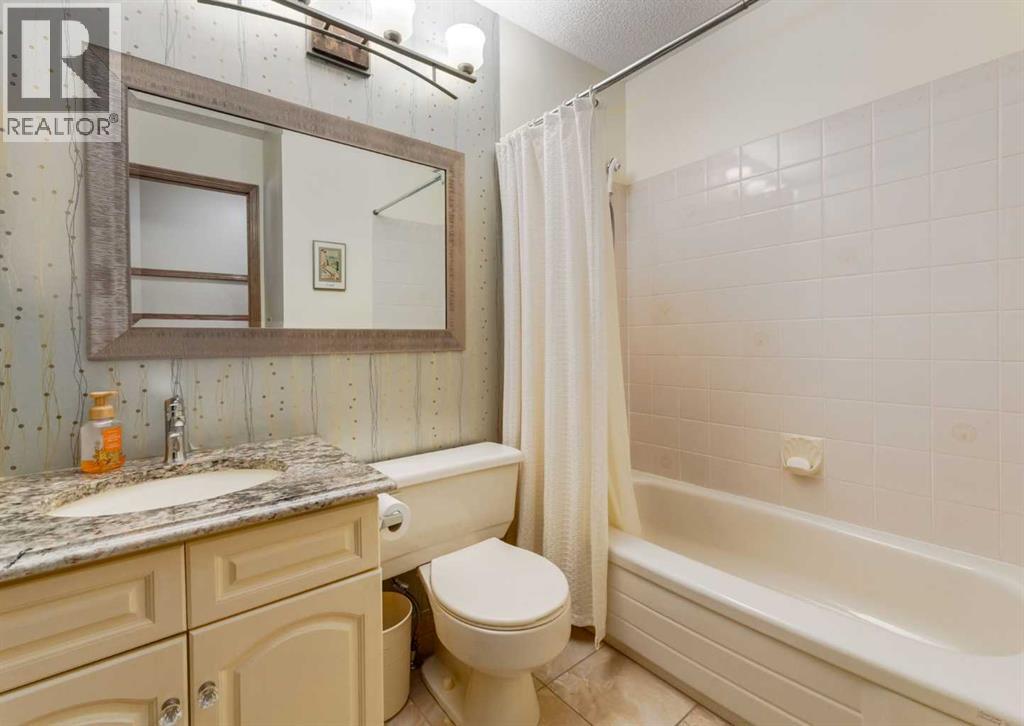 Single Family House Bungalow for Sale in  Hawkside Mews NW Hawkwood Calgary 