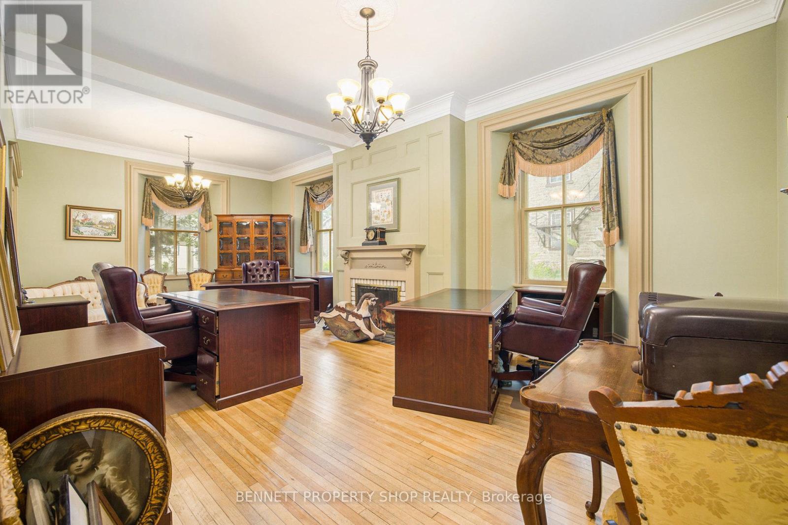 Photo 10 of 233 Bridge Street, Carleton Place ON