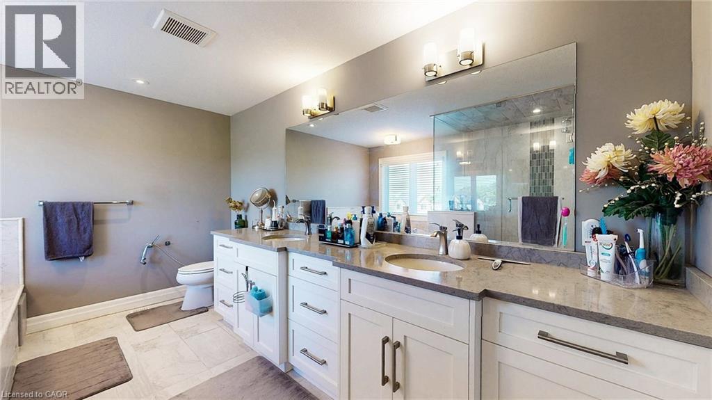 Photo 25 of 537 Millstream Drive, Waterloo ON