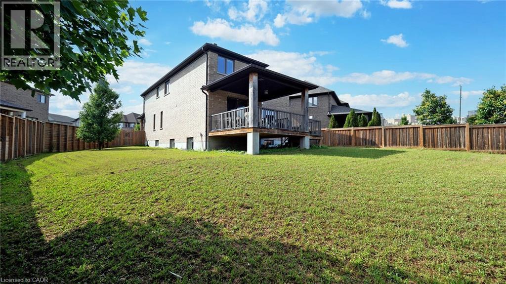Photo 28 of 537 Millstream Drive, Waterloo ON