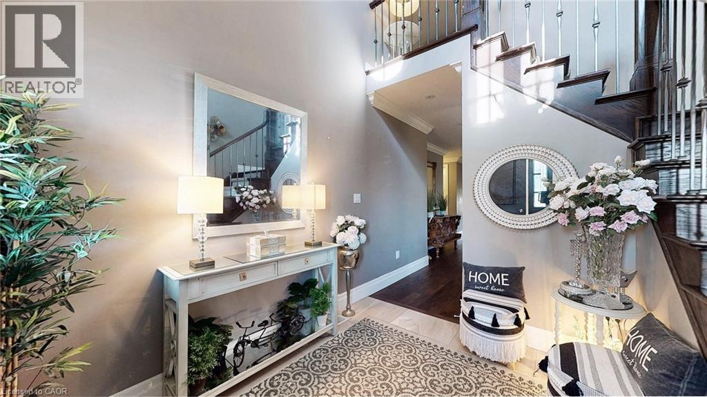 Photo 27 of 537 Millstream Drive, Waterloo ON