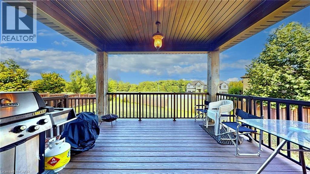 Photo 36 of 537 Millstream Drive, Waterloo ON