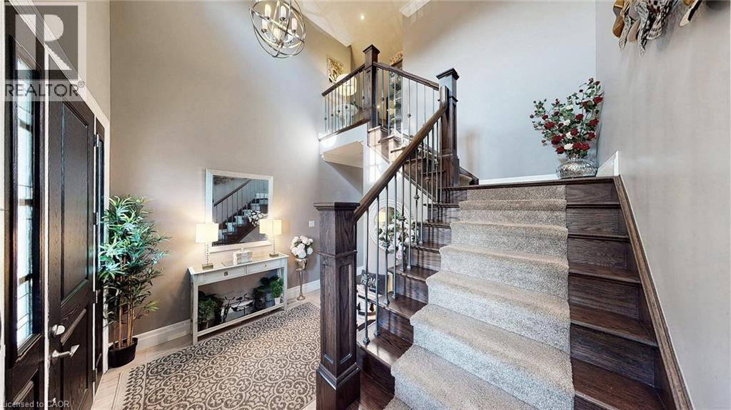 Photo 23 of 537 Millstream Drive, Waterloo ON