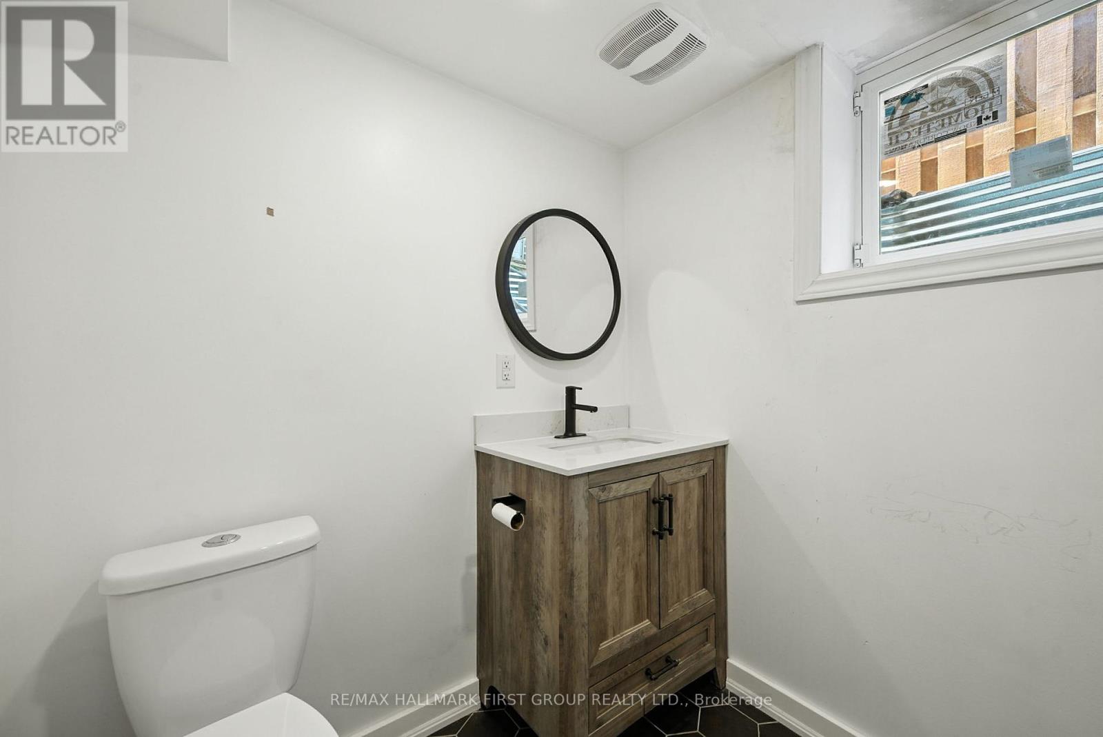Photo 4 of Basement 1387 Largo Crescent, Oshawa ON