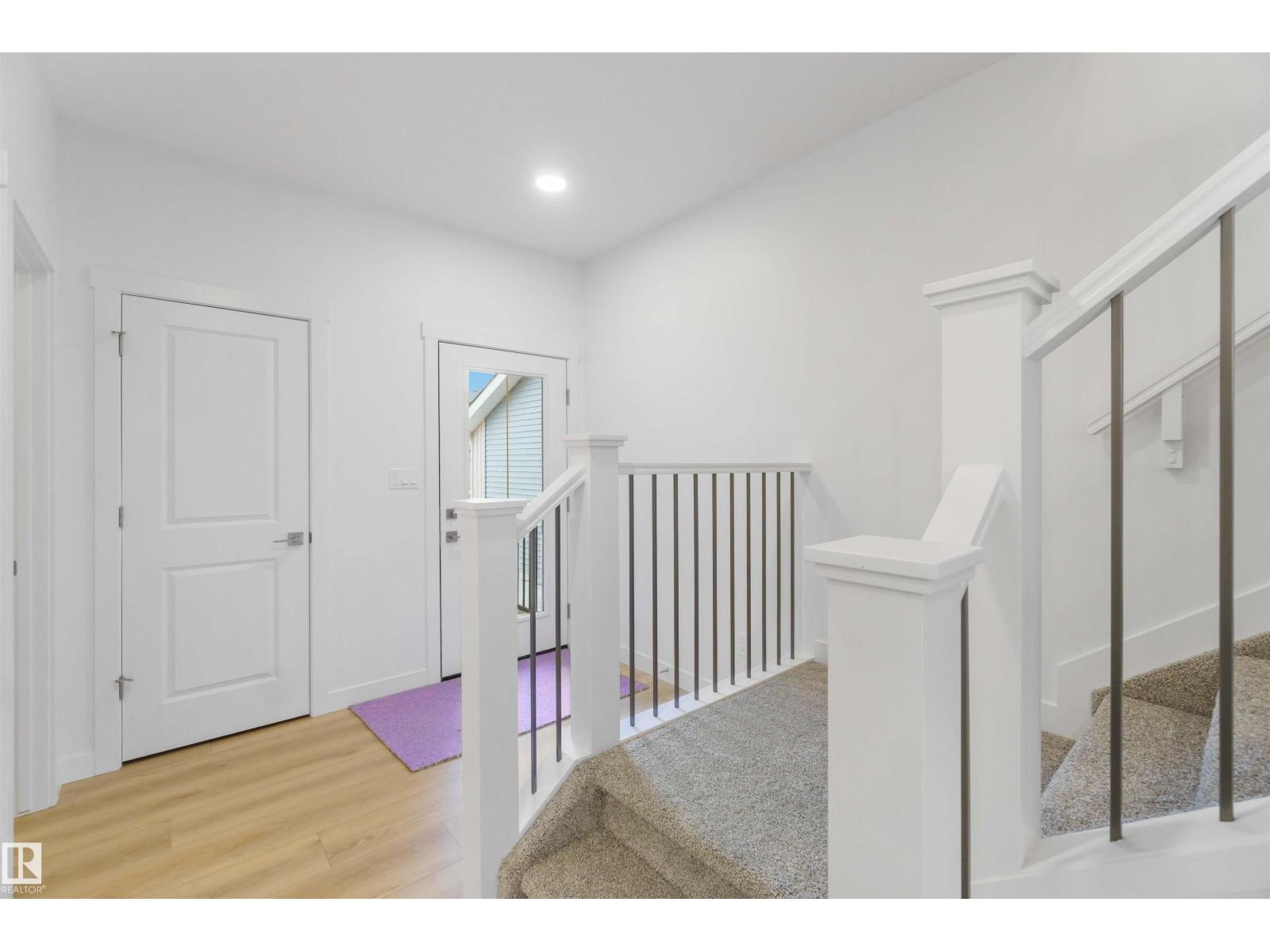 Photo 26 of 8519 181 Av Nw, Edmonton AB