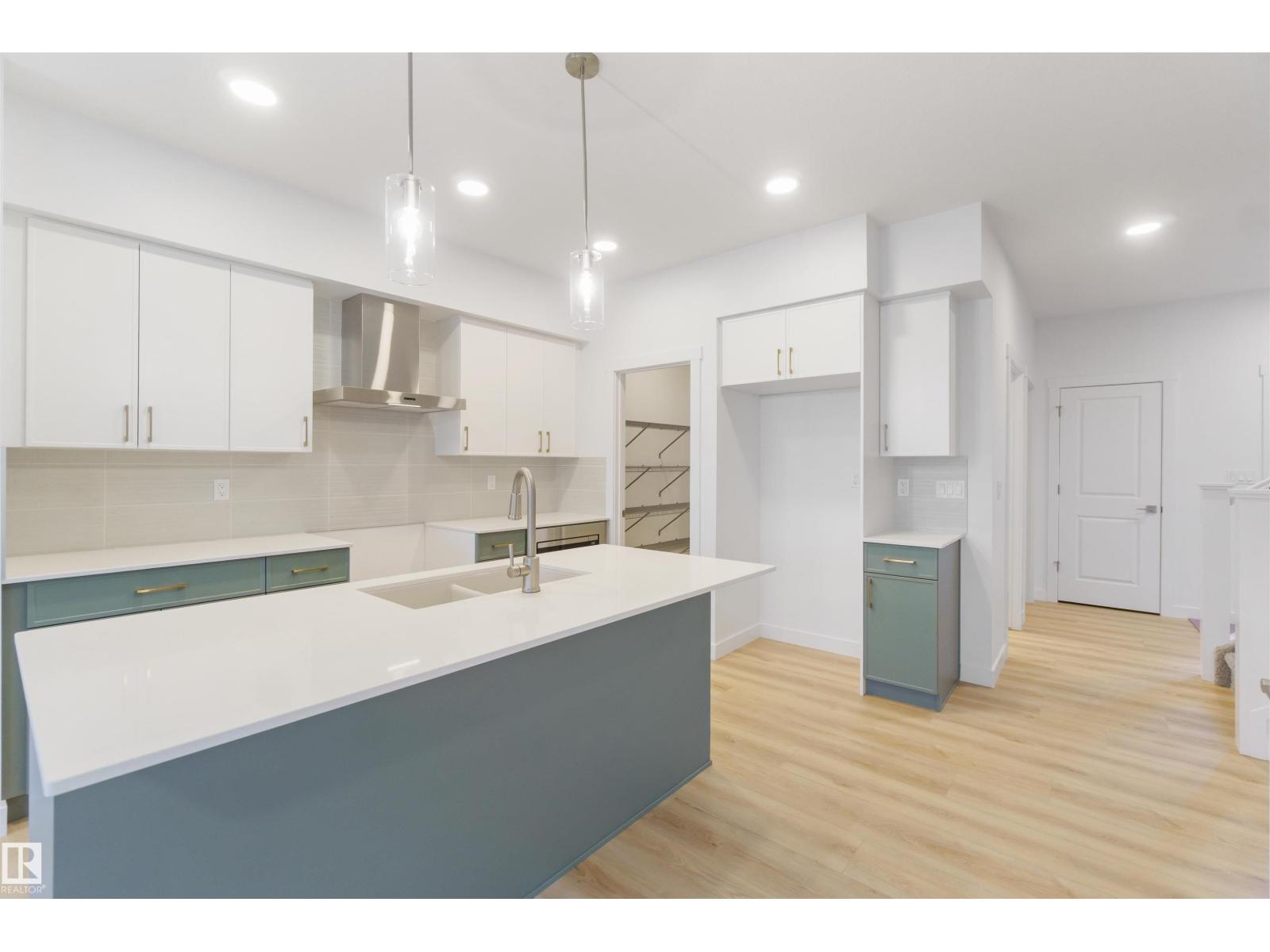 Photo 5 of 8519 181 Av Nw, Edmonton AB