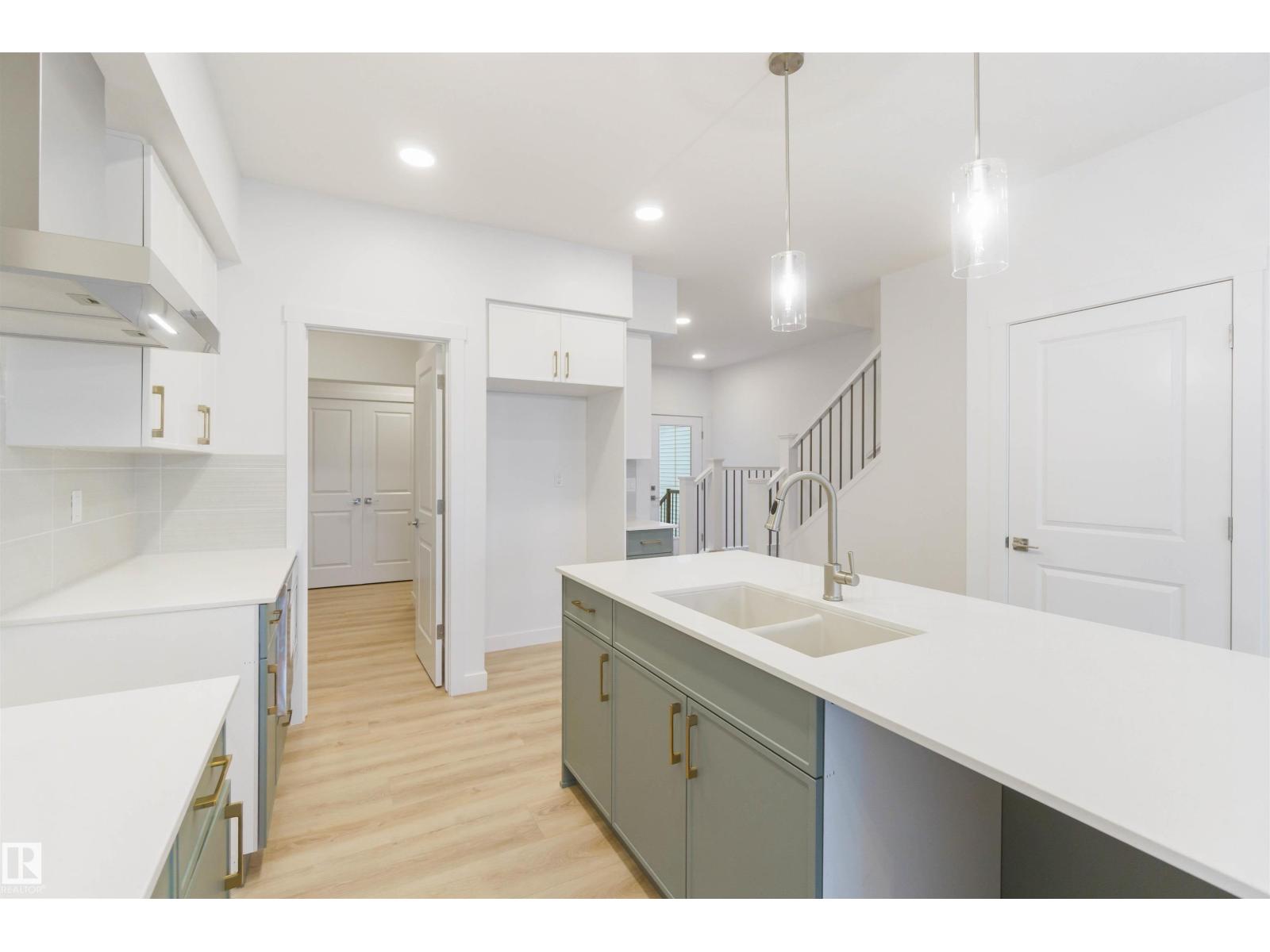 Photo 36 of 8519 181 Av Nw, Edmonton AB