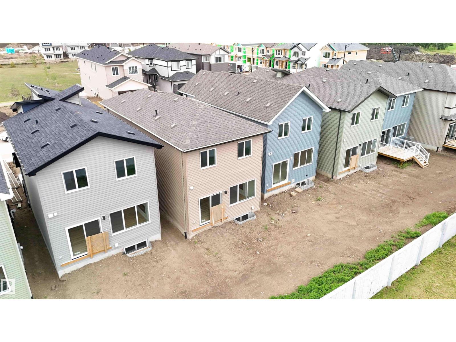 Photo 33 of 8519 181 Av Nw, Edmonton AB