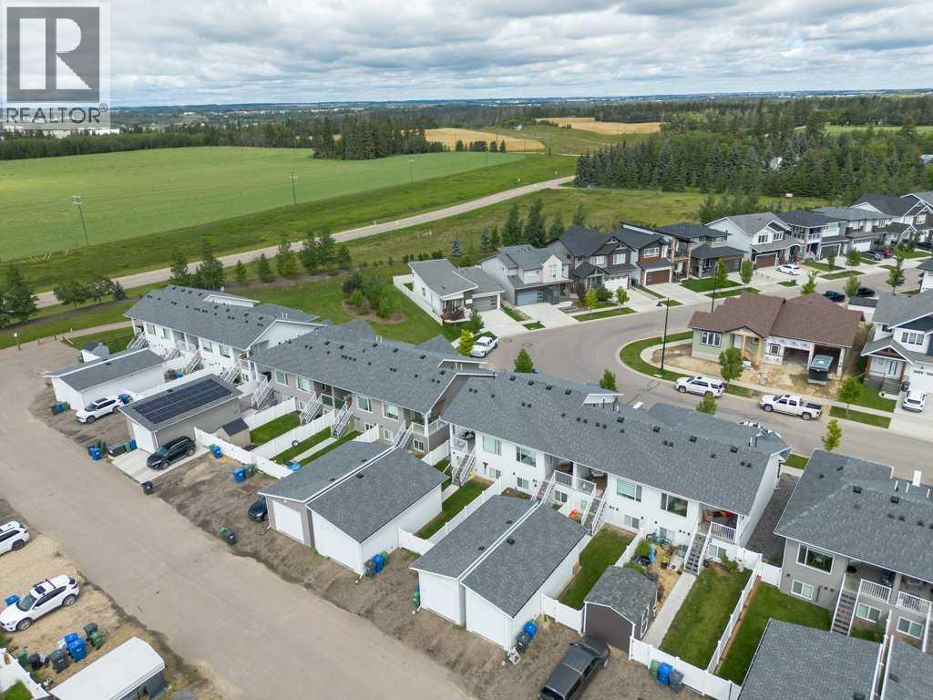 Single Family House Bi-level for Sale in  Ellington Crescent Evergreen Red Deer 