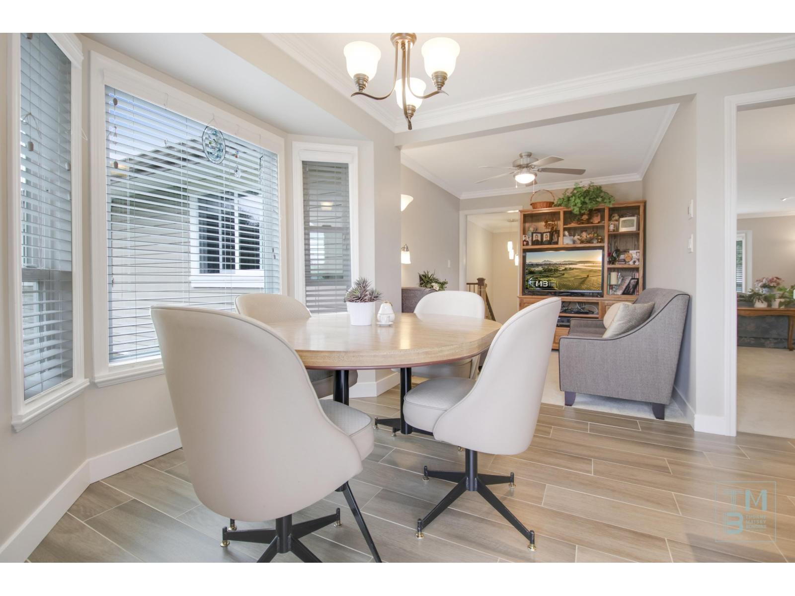 Photo 12 of 5810 245 A Street Street, Langley BC