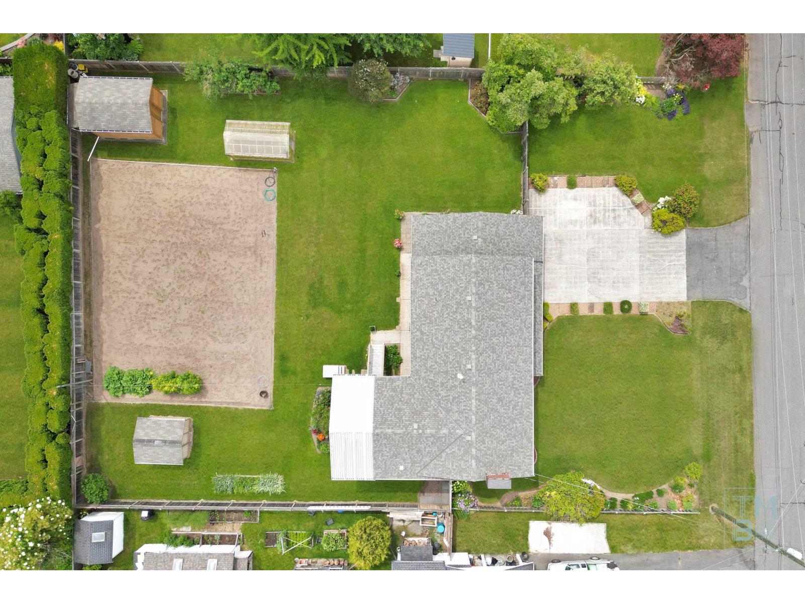 Photo 3 of 5810 245 A Street Street, Langley BC