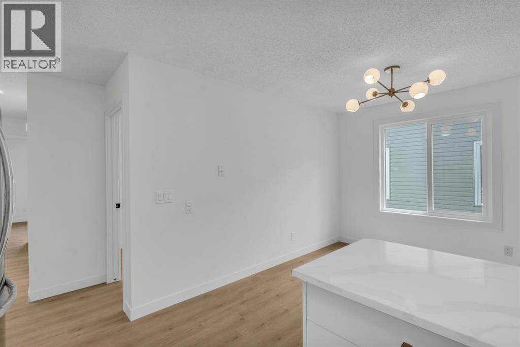 Single Family House 4 Level for Sale in  Sandstone Drive NW Sandstone Valley Calgary 