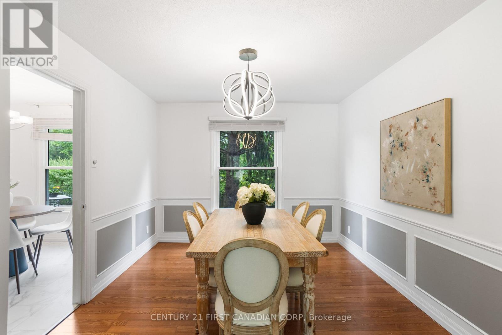 Photo 16 of 24 Bartlett Crescent, London South ON