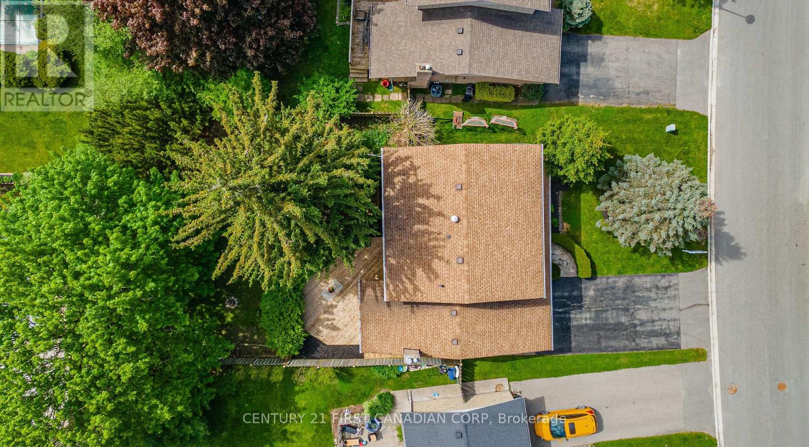 Photo 26 of 24 Bartlett Crescent, London South ON