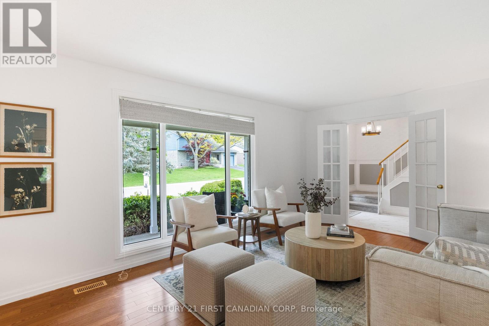Photo 25 of 24 Bartlett Crescent, London South ON