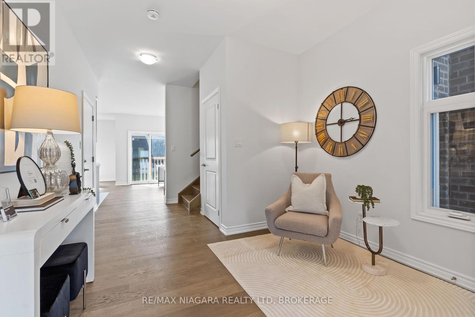 Photo 8 of 219 Wells Avenue, Fort Erie ON
