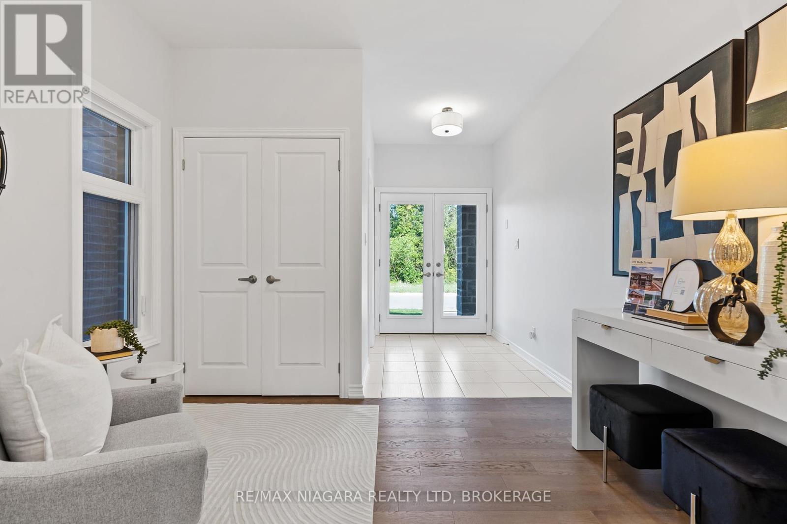 Photo 9 of 219 Wells Avenue, Fort Erie ON