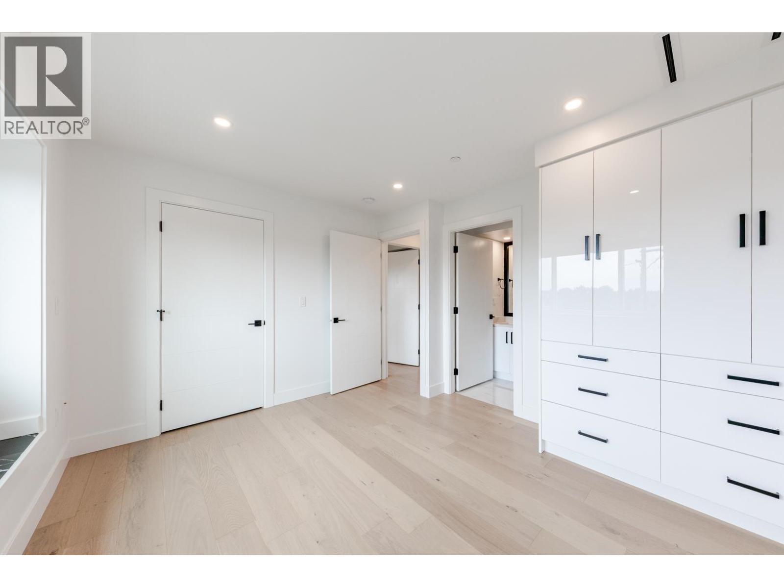 2723 TURNER STREET, Vancouver