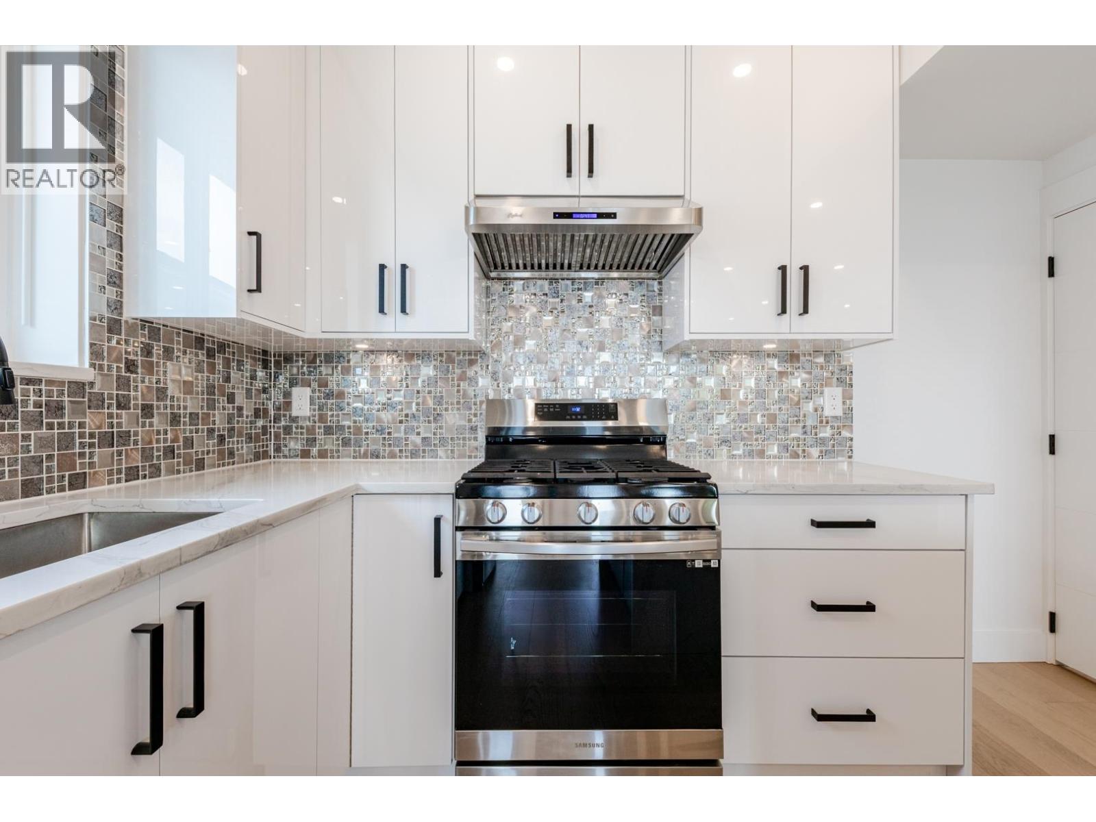 2723 TURNER STREET, Vancouver