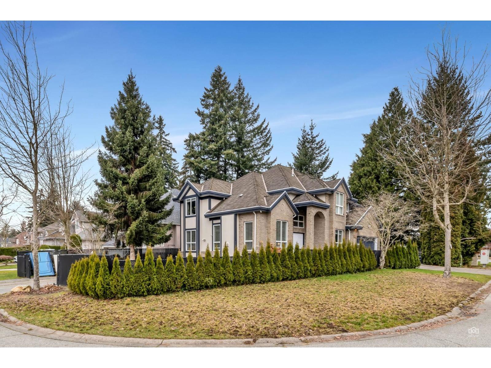 Photo 2 of 5901 123 St Street, Surrey BC