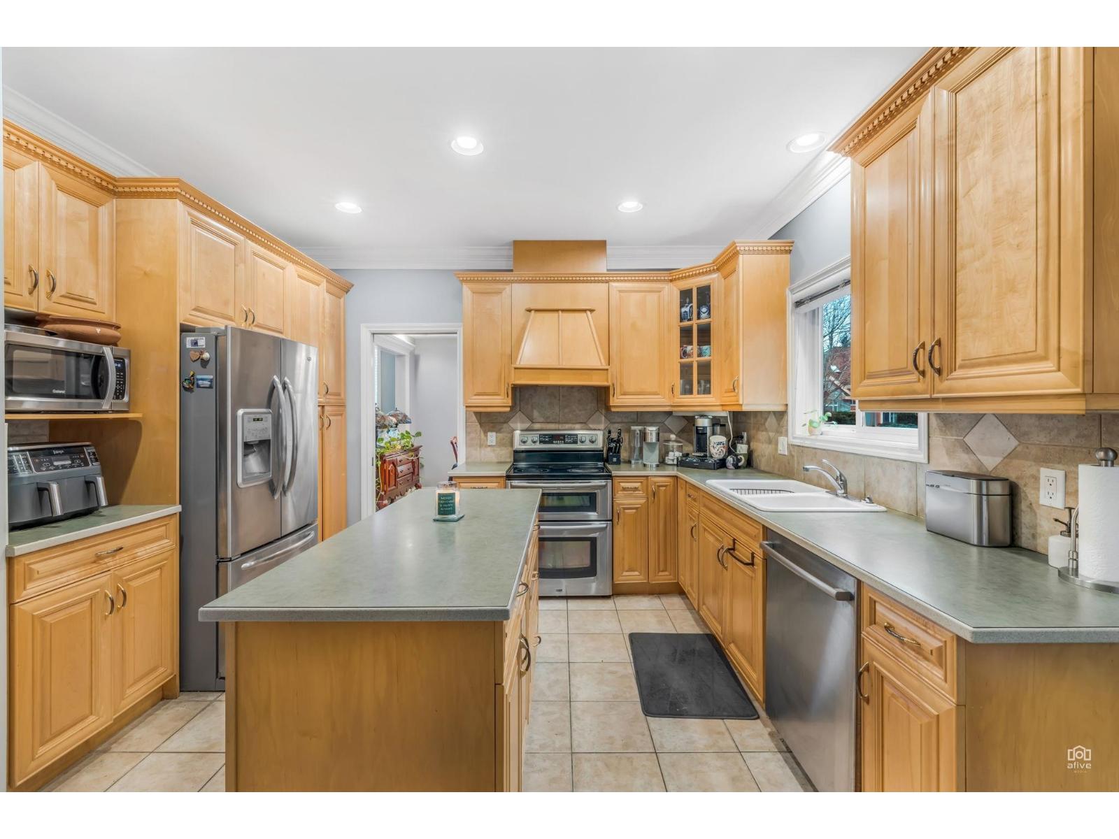 Photo 17 of 5901 123 St Street, Surrey BC