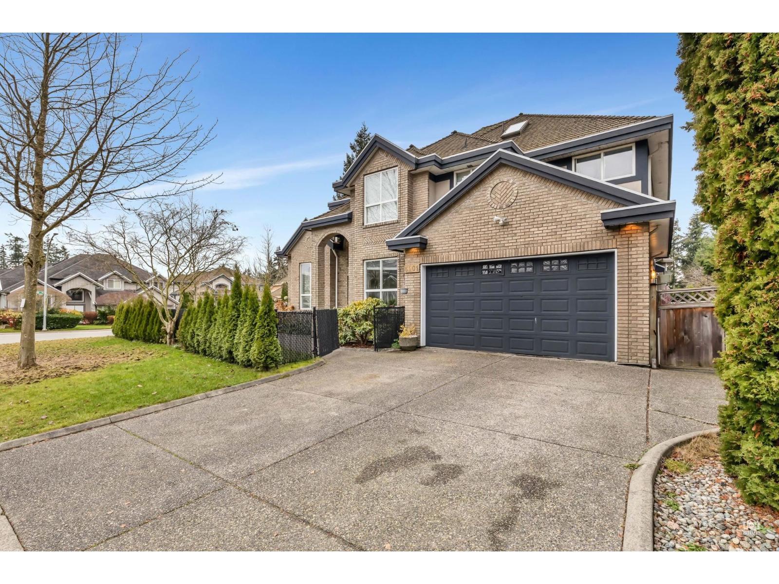 Photo 4 of 5901 123 St Street, Surrey BC
