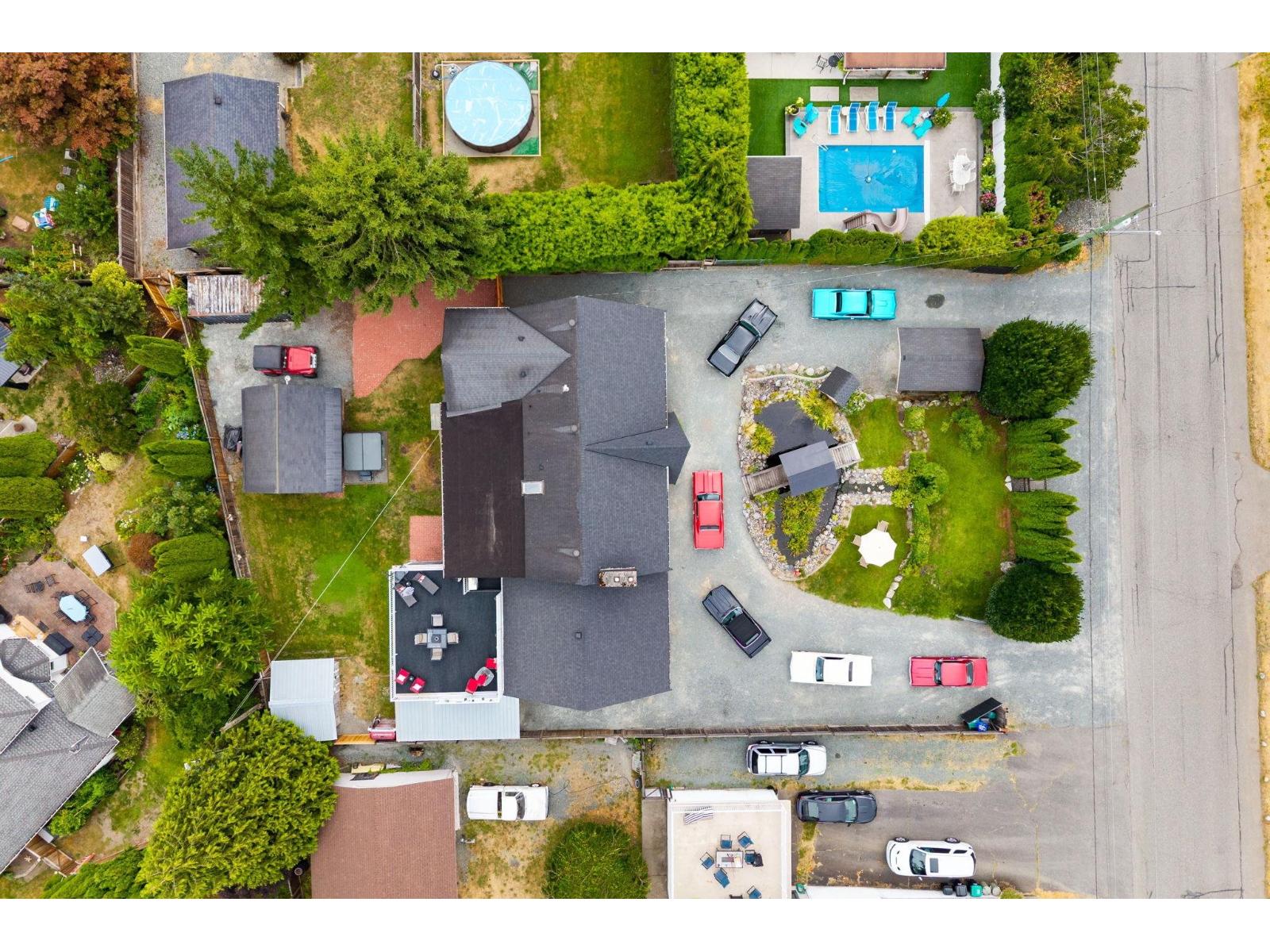 Photo 21 of 19691 49 Avenue, Langley BC