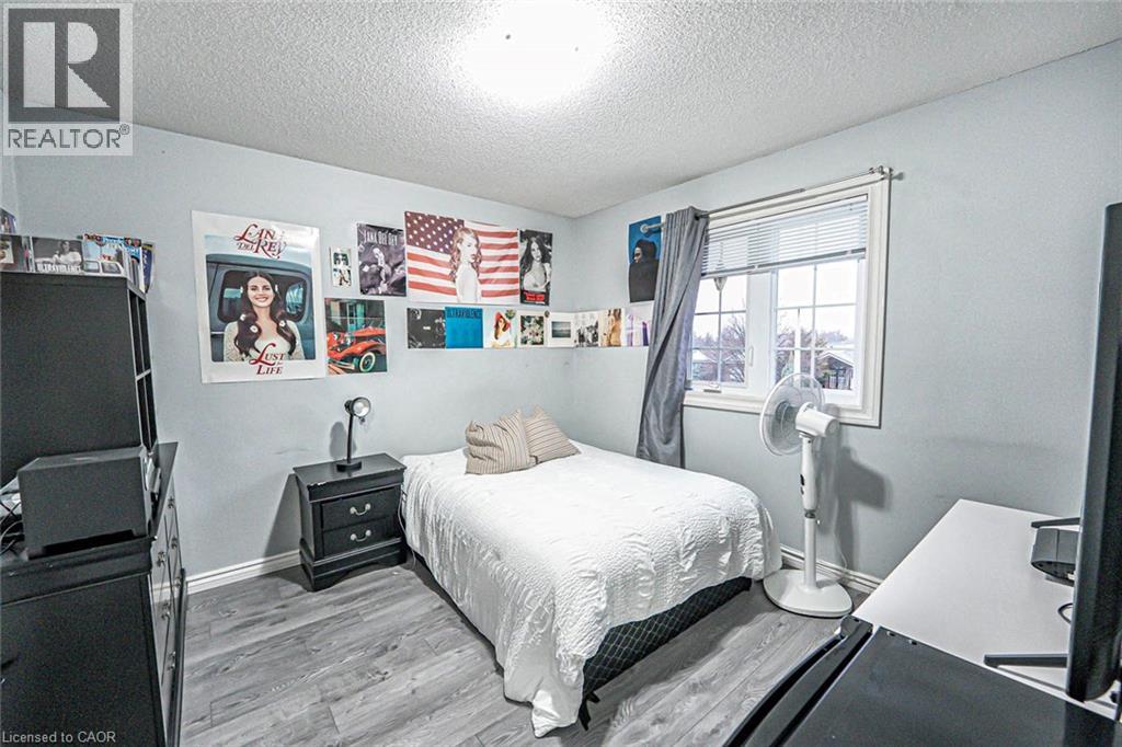 Photo 32 of 172 Alderlea Avenue, Mount Hope ON