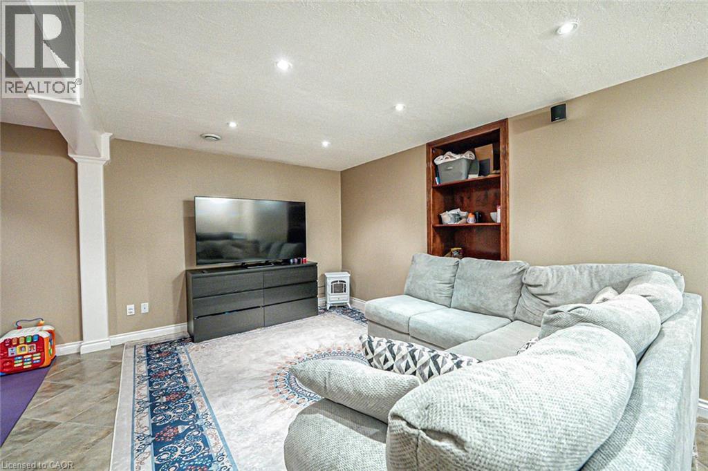 Photo 26 of 172 Alderlea Avenue, Mount Hope ON