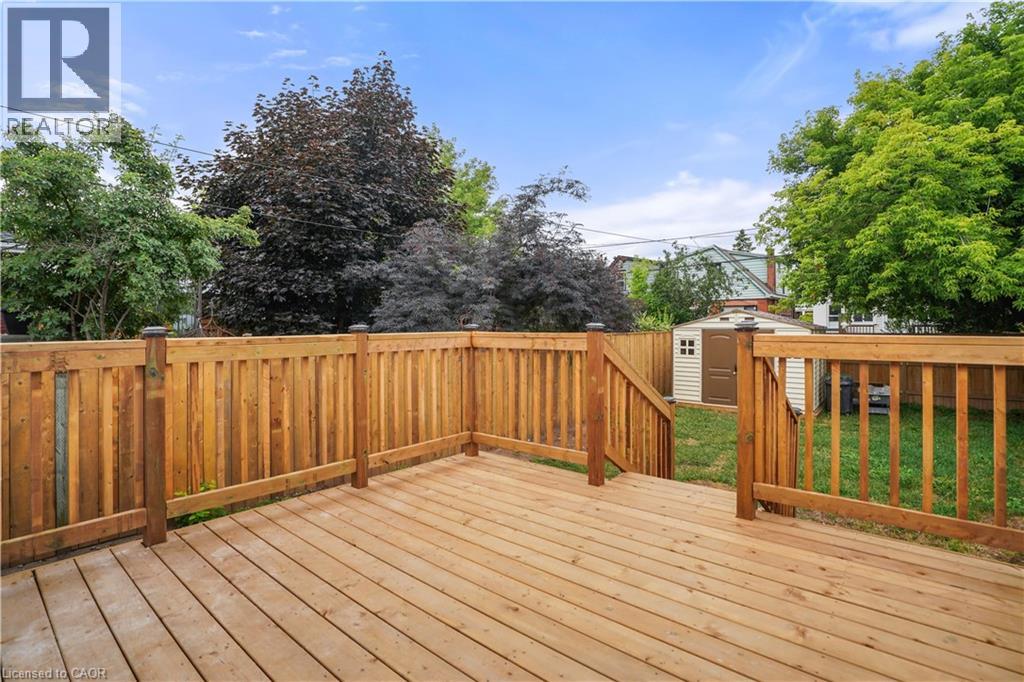 Photo 2 of 133 Barons Avenue N, Hamilton ON