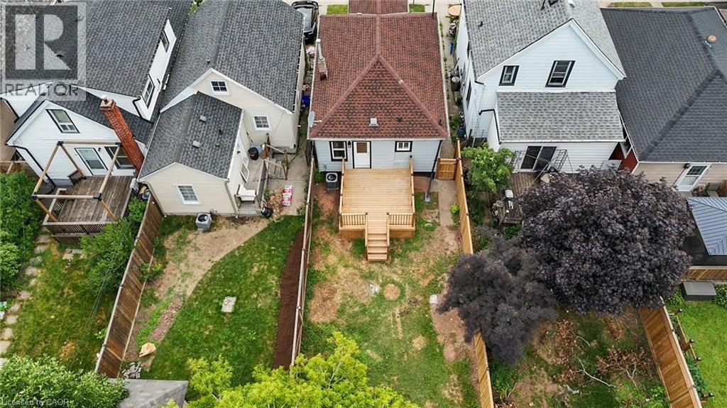 Photo 29 of 133 Barons Avenue N, Hamilton ON