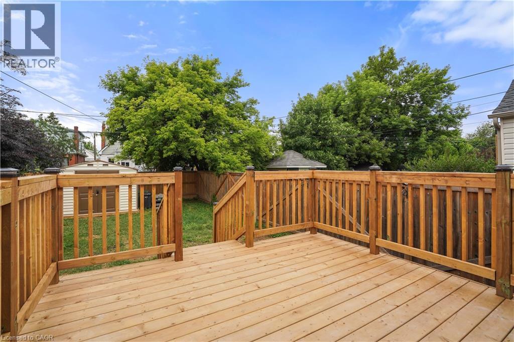Photo 28 of 133 Barons Avenue N, Hamilton ON