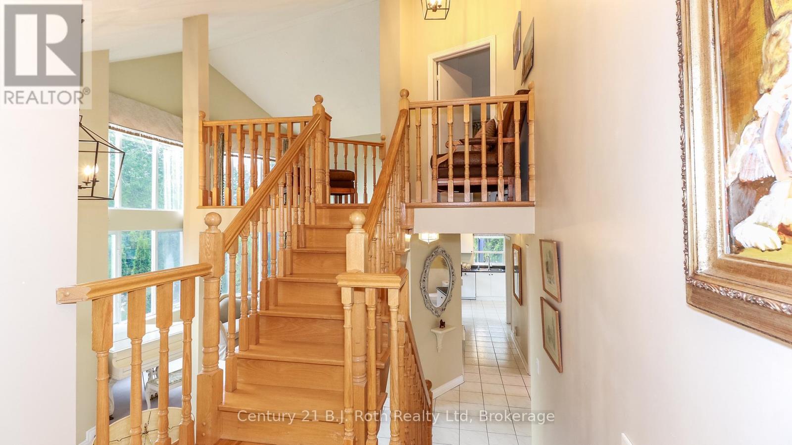 Photo 16 of 20 Grant Avenue, Tiny ON