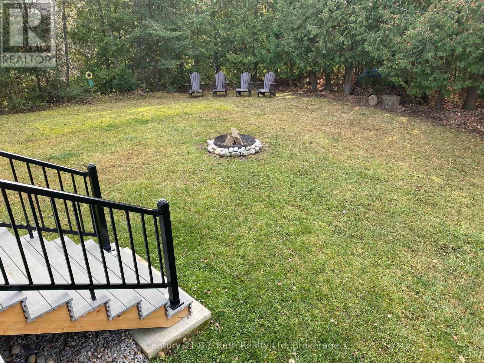 Photo 37 of 20 Grant Avenue, Tiny ON
